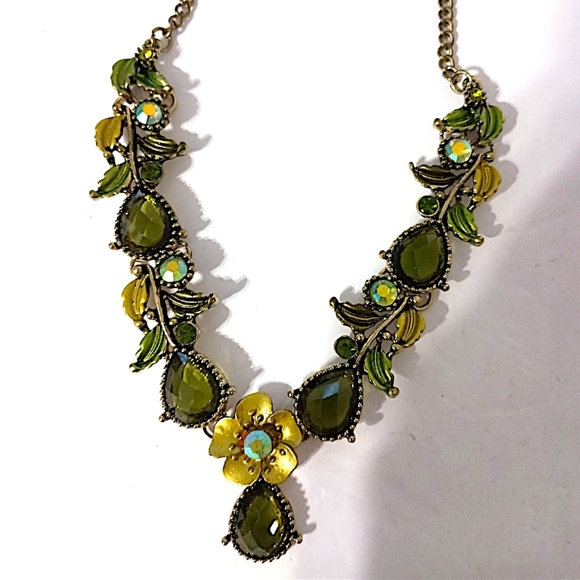 Vintage Jewelry - Vintage Rhinestone Floral Leaf Necklace Y Drop Green Gold MCM Fairy Whimsigoth